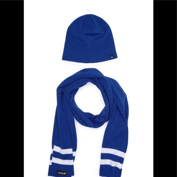 Hurley New Yorker Beanie & Scarf set - Picture 1 of 4